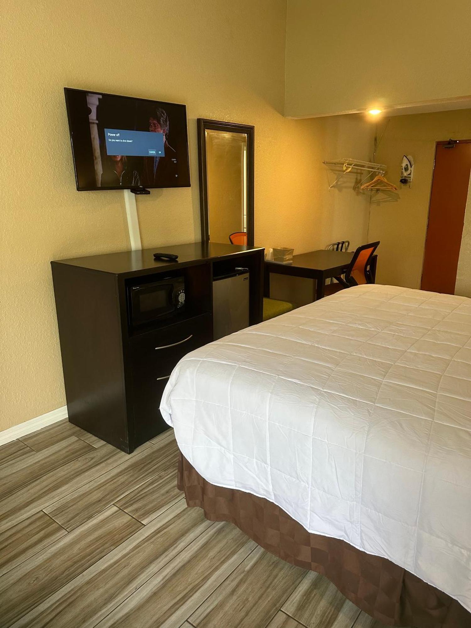 A-1 Budget Motel Хомстед Экстерьер фото