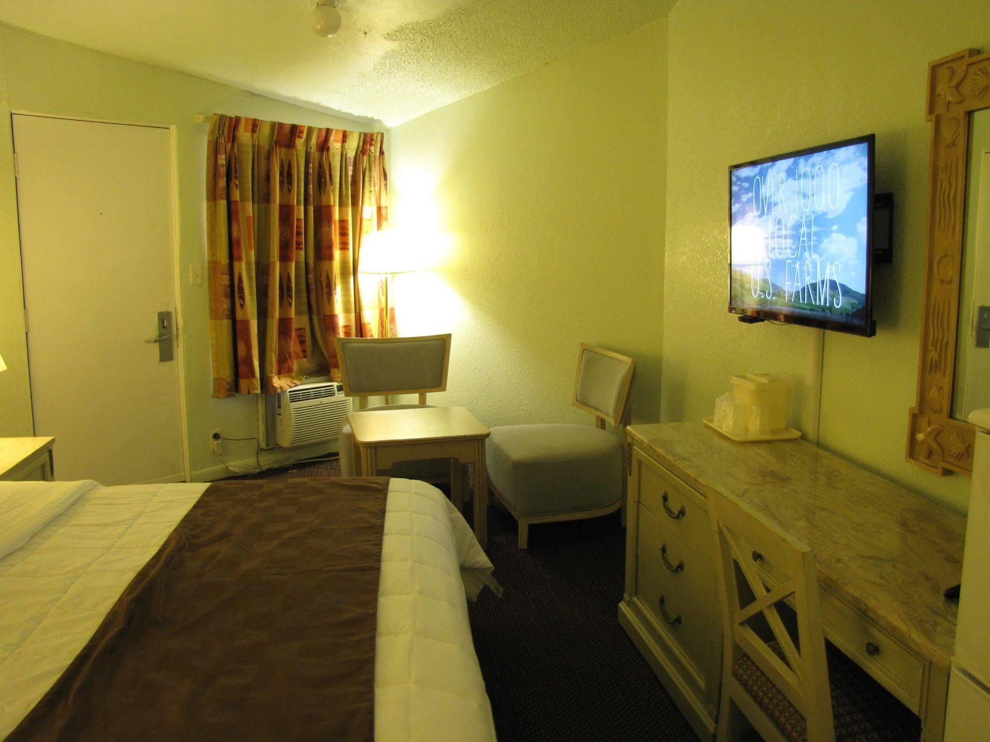 A-1 Budget Motel Хомстед Экстерьер фото