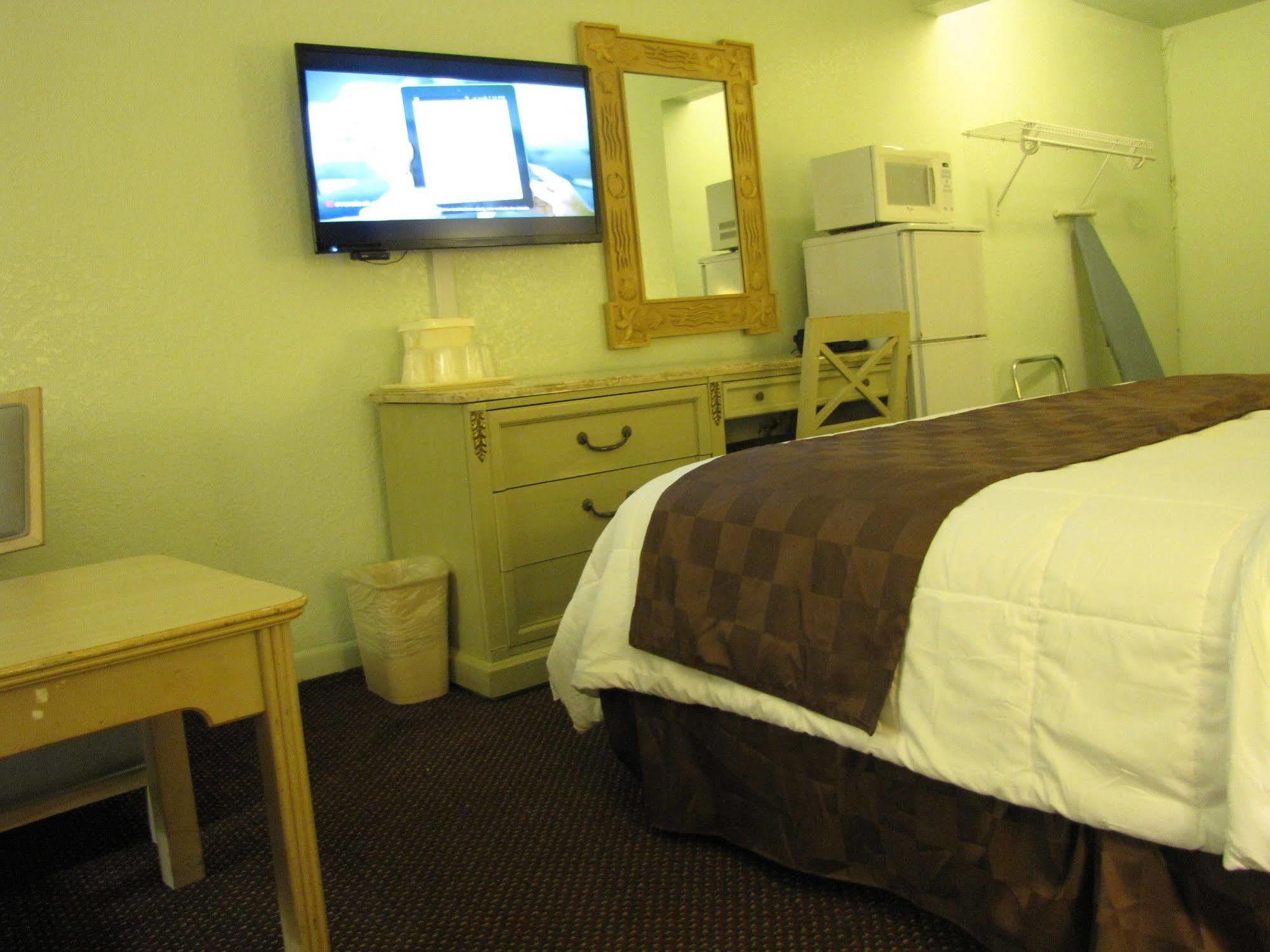 A-1 Budget Motel Хомстед Экстерьер фото